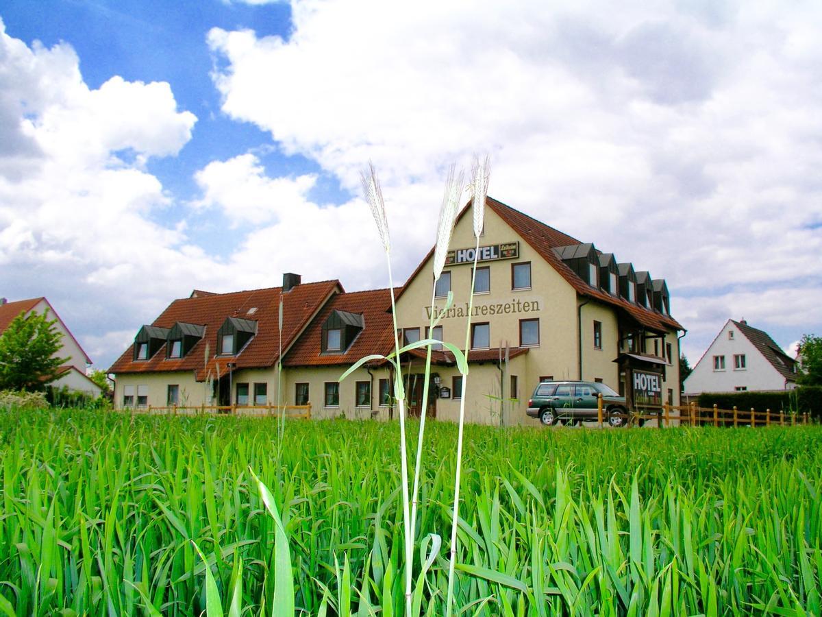 Hotel Garni Vierjahreszeiten Bad Staffelstein Exterior photo